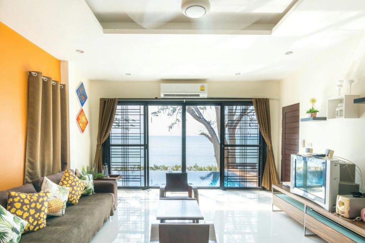Koh Sirey Beachfront Pool Villa Пхукет Екстер'єр фото